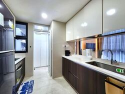 Symphony Suites (D27), Condominium #571870121